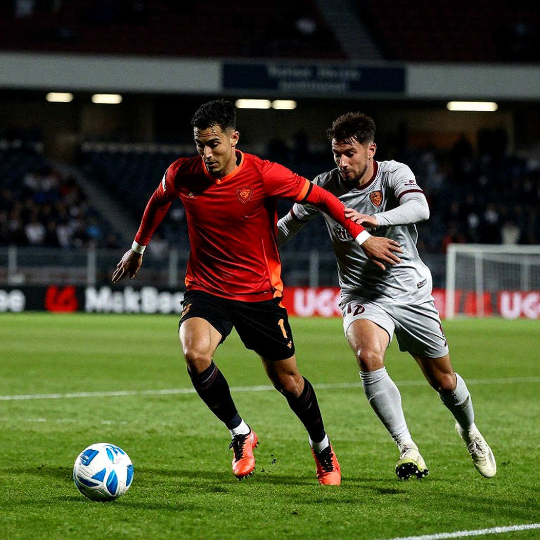 Maarten Paes Loses His Ajax Spot: Erick Thohir's Message and a Football Nation Betting Its Whole Goal on One Man Maarten Paes Loses His Ajax Spot: Erick Thohir's Message and a Football Nation Betting Its Whole Goal on One Man