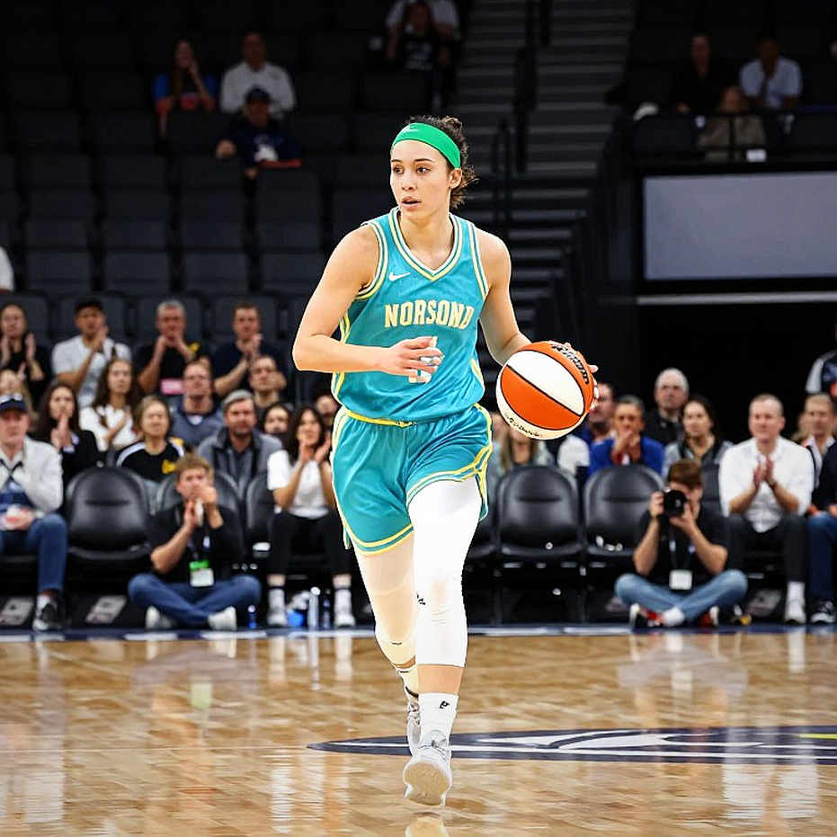 Basketball Transfer Window: When Rumors Are Full of Words but Empty of Facts