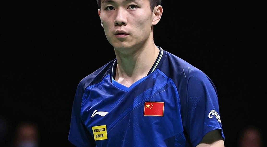 Alwi Farhan tập cùng Kento Momota trước Asian Games 2026: Ánh đèn soi vào khoảng trống dữ liệu Alwi Farhan tập cùng Kento Momota trước Asian Games 2026: Ánh đèn soi vào khoảng trống dữ liệu