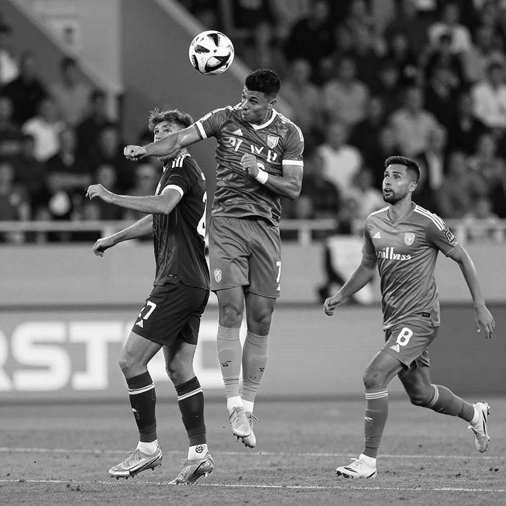 Thierry Henry, LightSpray và lỗ hổng dữ liệu trong cuộc cách mạng giày bóng đá nữ