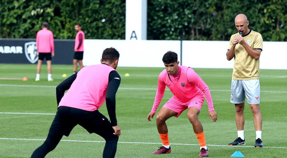 Sourced-Out Transfer Rumors: When the Market Deceives Itself With Hollow Reports