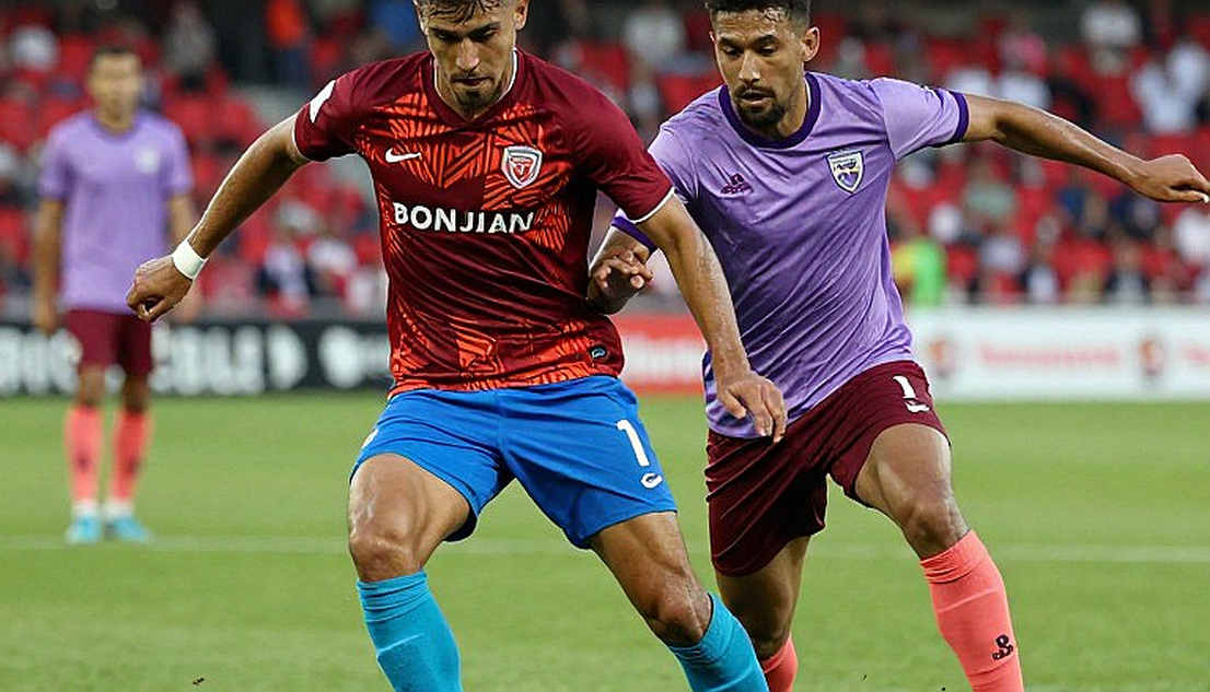 Trung Quốc vượt Việt Nam 1-0 sau 109 phút: Chiến thắng phô bày hai câu chuyện đối lập